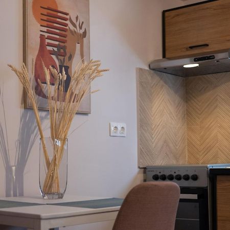 Niki Athens Suites - Urban Apartment In Athens Center Ngoại thất bức ảnh