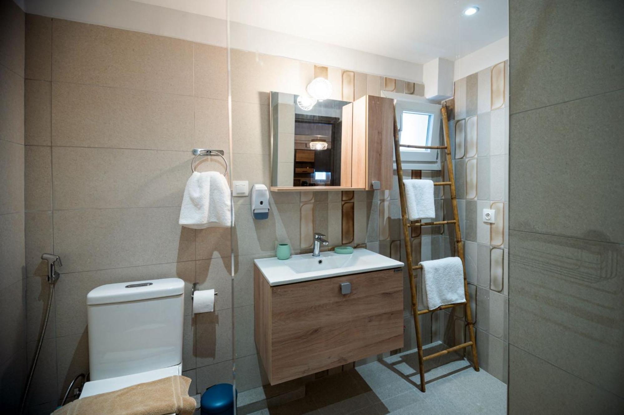 Niki Athens Suites - Urban Apartment In Athens Center Ngoại thất bức ảnh